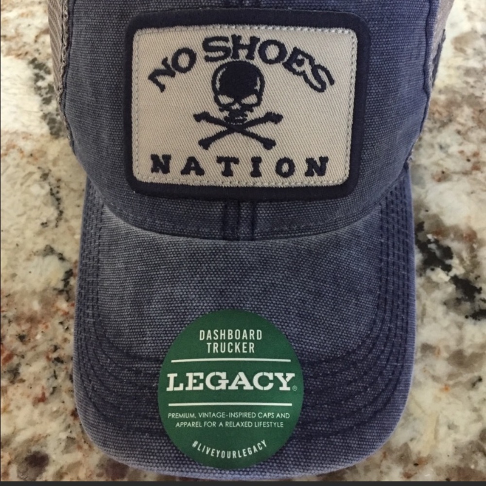 Kenny no shoes nation hat. New